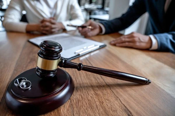 What Is a MIAM and How Can It Help You Avoid Court Bracknell?